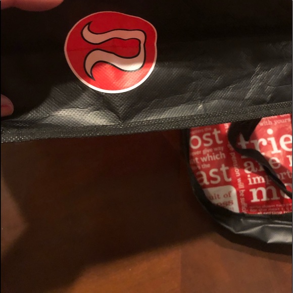 Lululemon totes - Picture 4 of 4